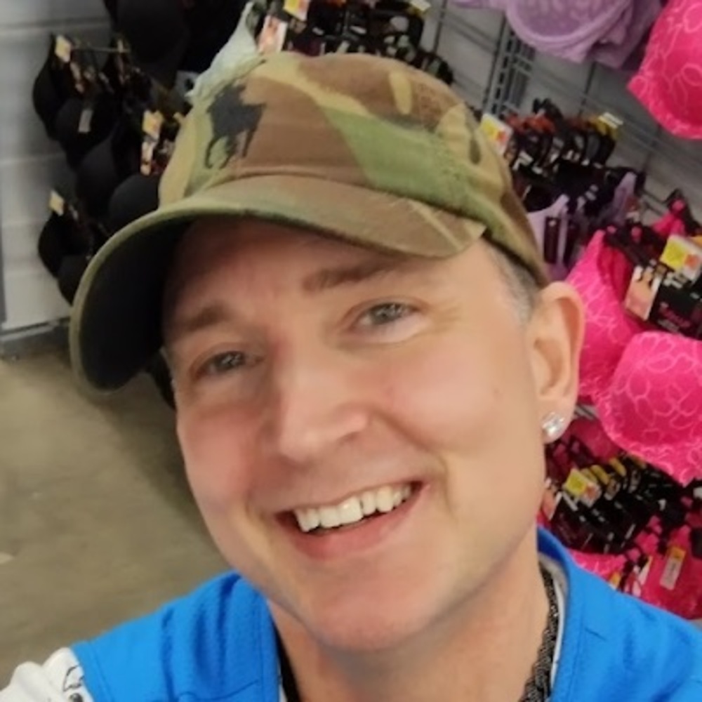 Meet your Posher, Mark